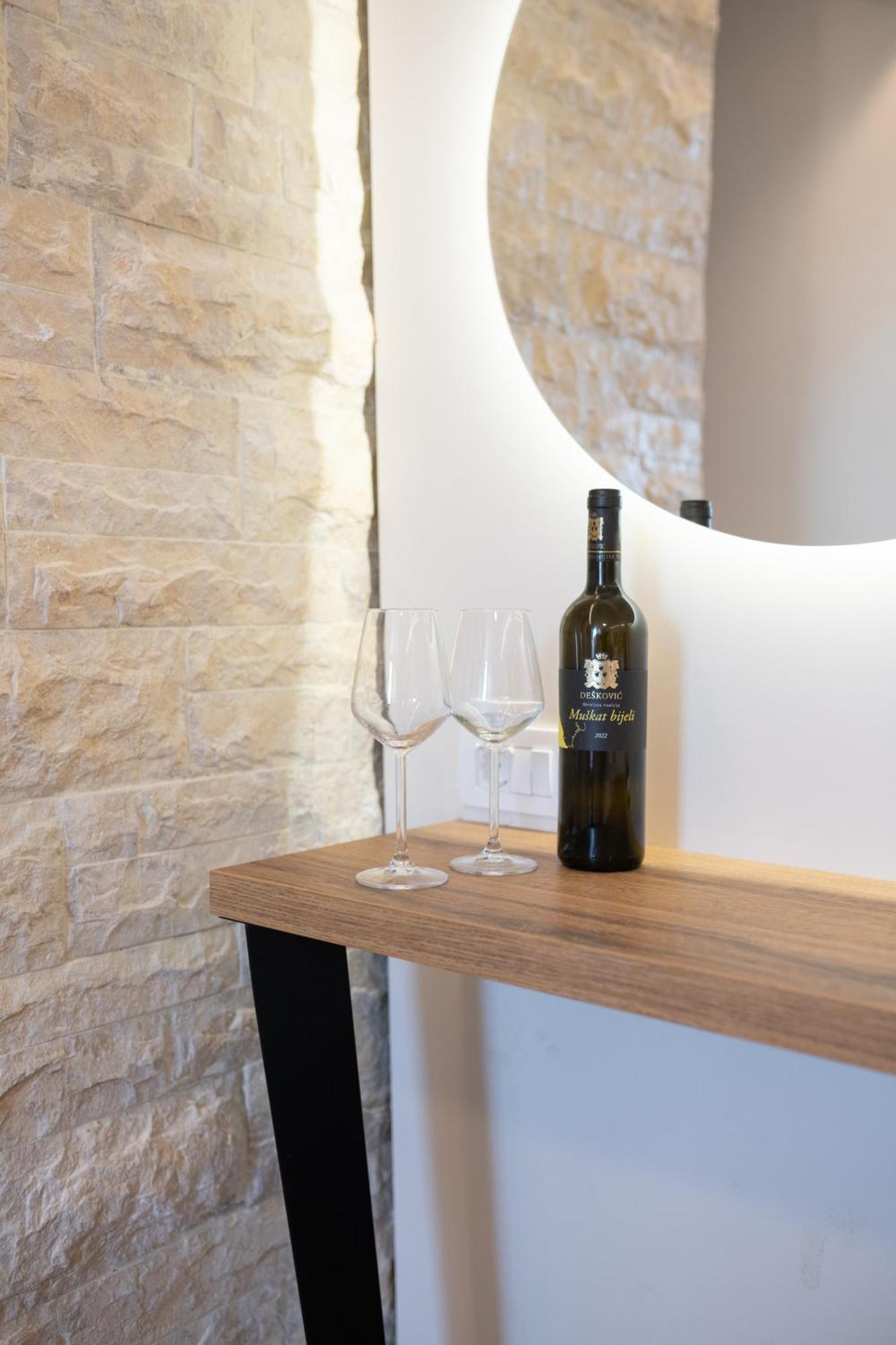 Christian Studio Apartments Umag Exterior foto
